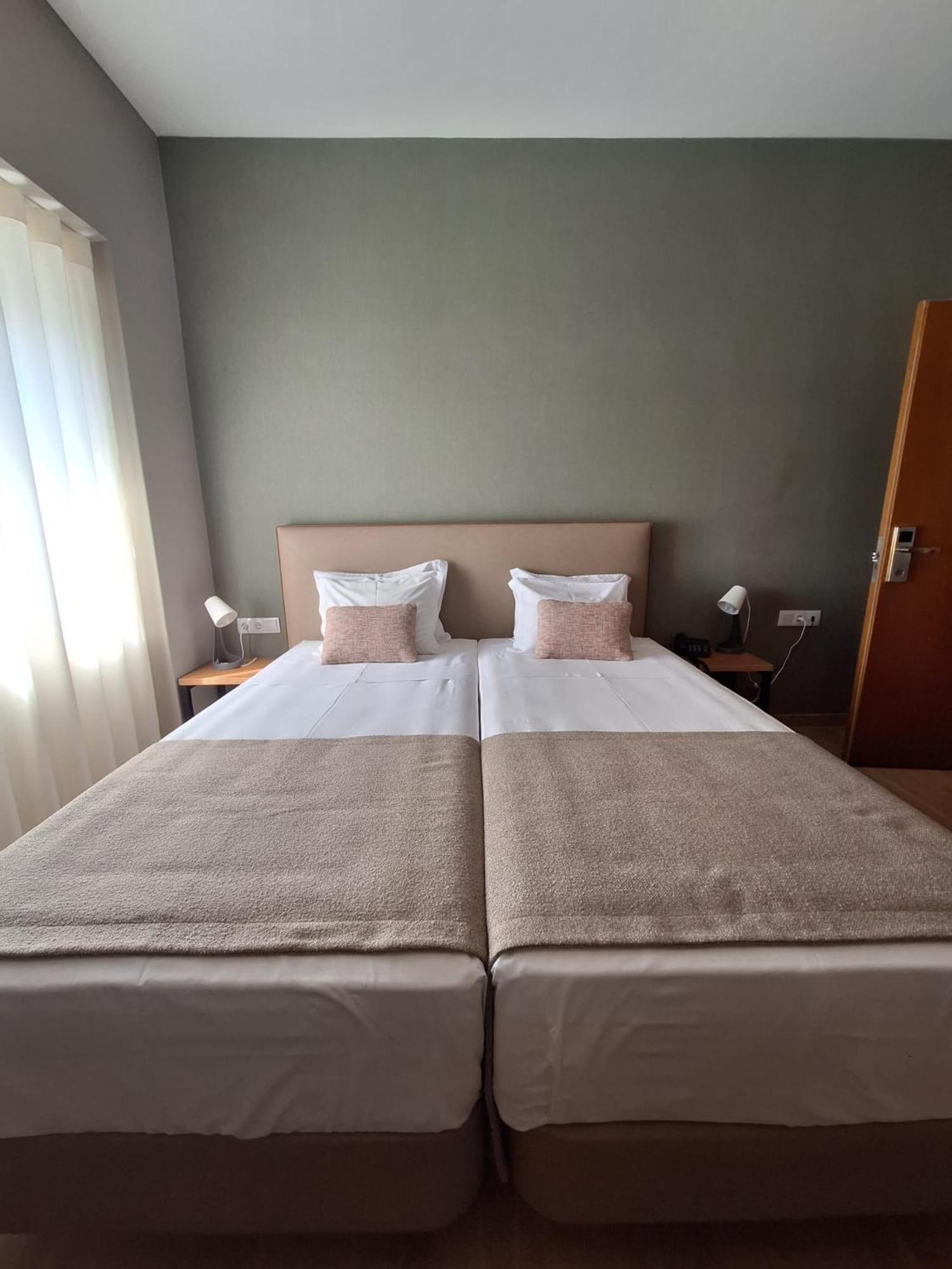Hotel Alicante Lisboa Kültér fotó